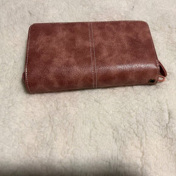 Wallet NWOT - Picture 3 of 5